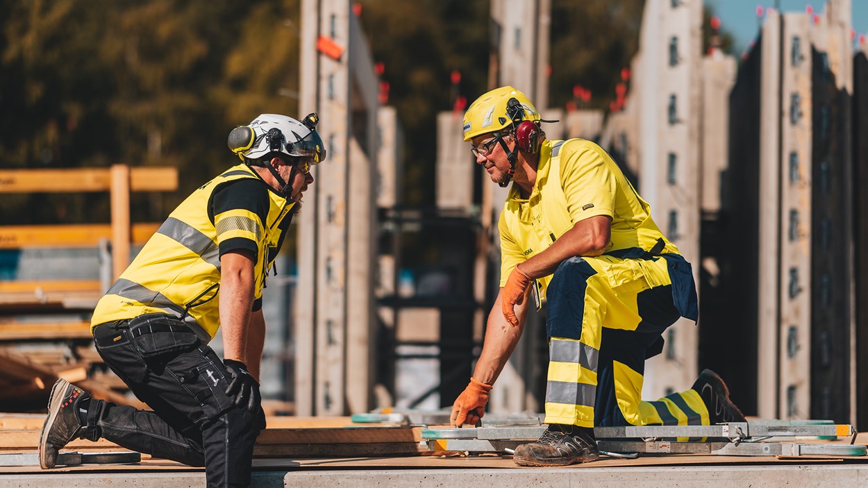 Skanskalaisia työmaalla