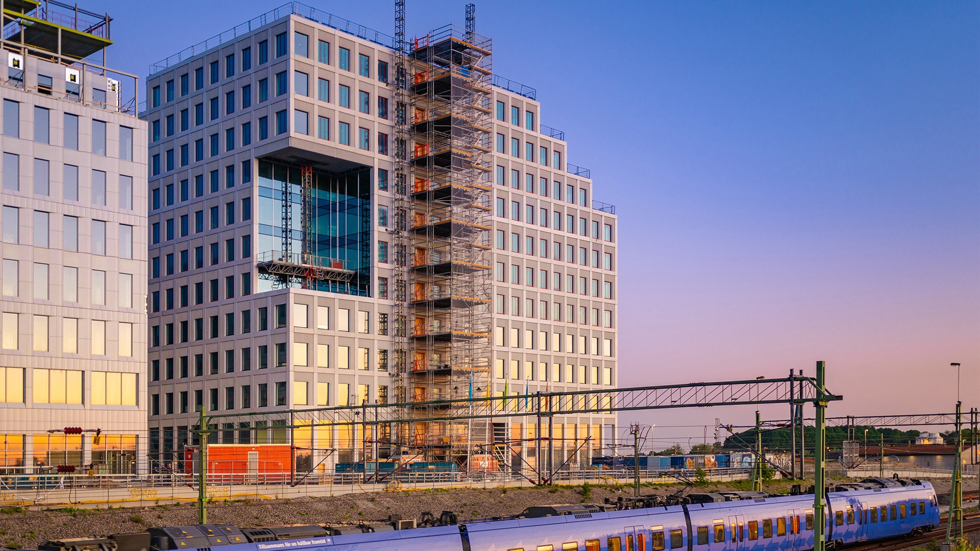 Malmön Hyllie Terrass sijaitsee hyvien kulkuyhteyksien varrella Juutinrauman ilmastoviisaimmassa kaupunginosassa.
