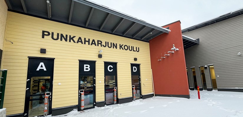 Punkaharjun koulu oli viimeistelyvaiheessa marraskuussa 2023 Punkaharjun koulu oli viimeistelyvaiheessa marraskuussa 2023