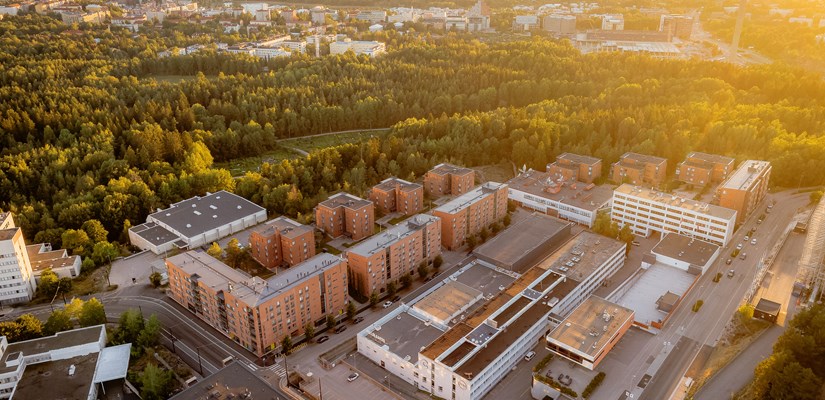 Aiemmin Pöllölaaksona tunnettu alue on saanut uudeksi nimekseen Ilmattarenpiha. Aiemmin Pöllölaaksona tunnettu alue on saanut uudeksi nimekseen Ilmattarenpiha.