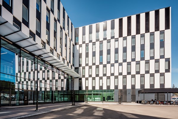 Aviabulevardi I ja II -toimistorakennus, Vantaa
